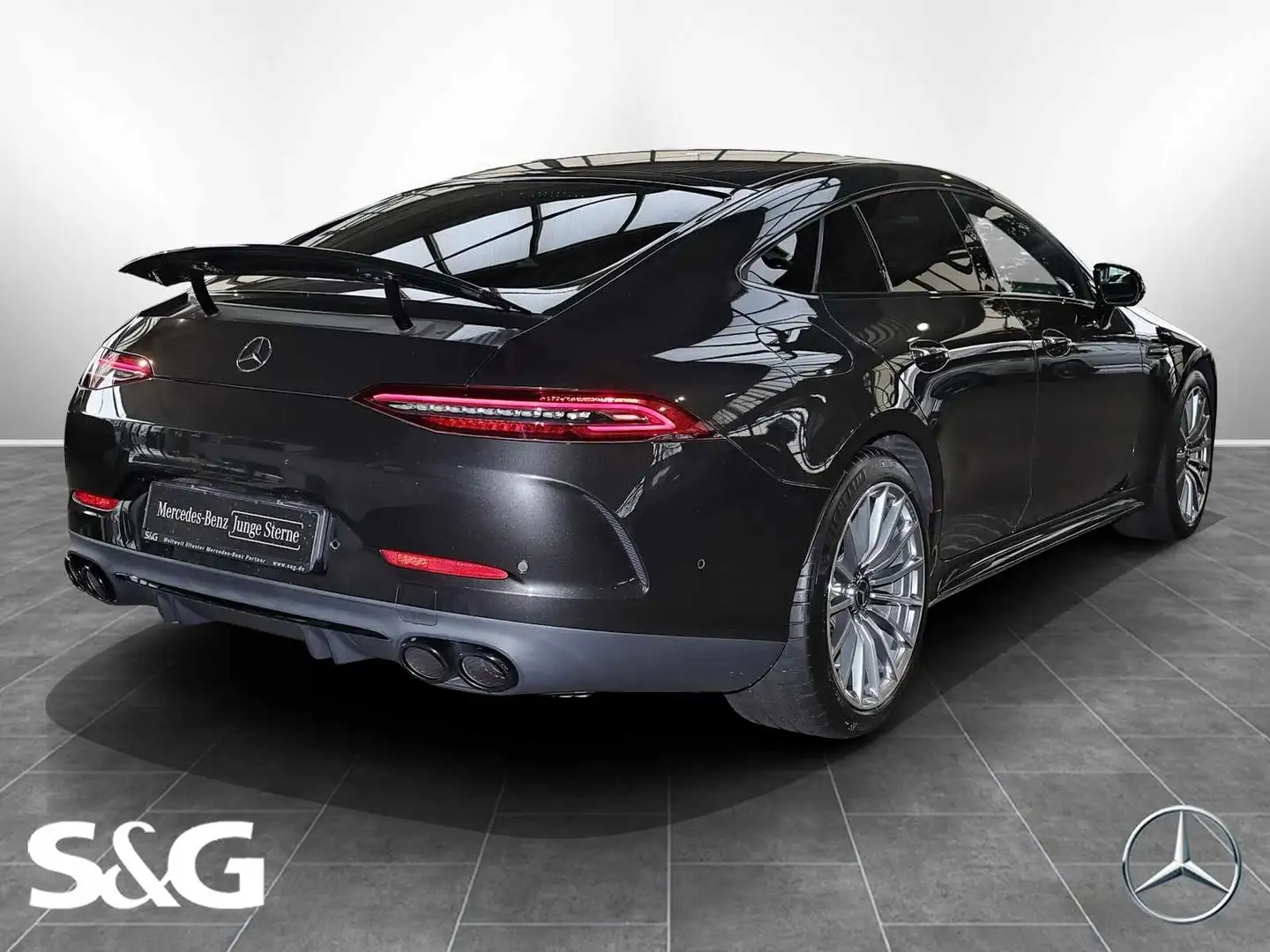 Mercedes-Benz AMG GT 4M+ DISTRONIC+360°+CARPLAY+KEYLESS+20" Grau - 2