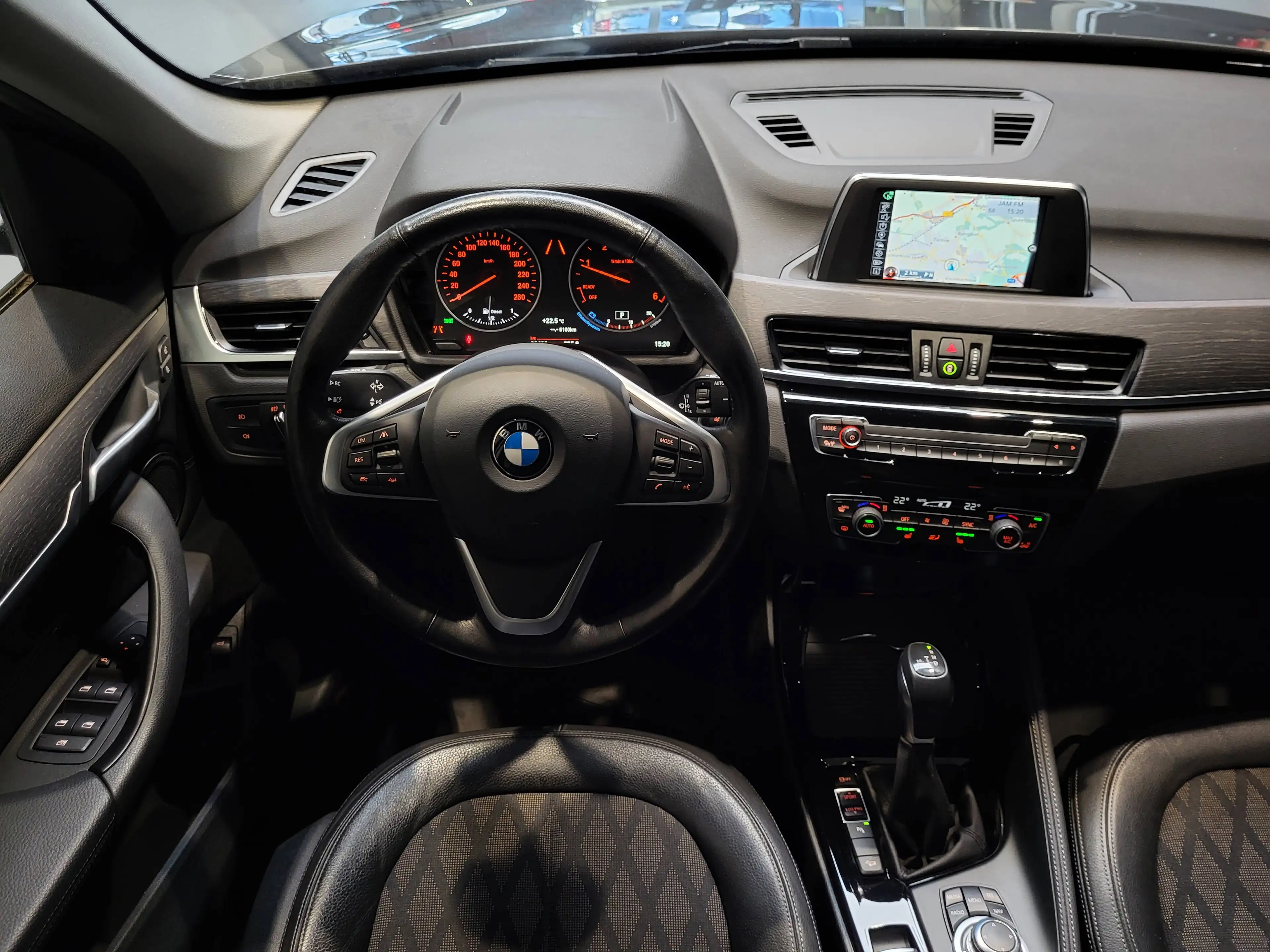 BMW X1 20d xDrive *xLine| Navi| Kamera| LED* — photo 13