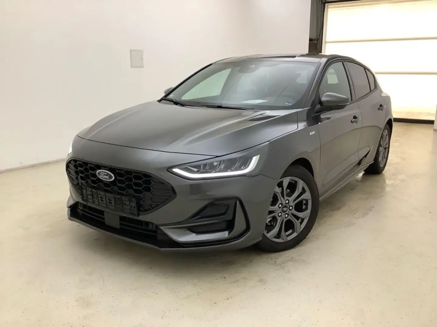Ford Focus Lim. 1.5 Eco Blue Aut. 115 ST-Line X Gris - 1