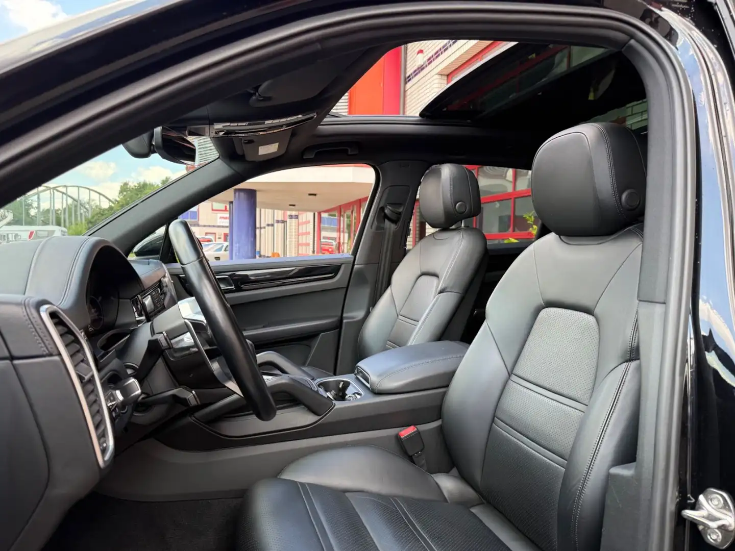 Porsche Cayenne CAYENNE S, PANORAMA, 14-WEGE SITZE, 21 ZOLL Zwart - 2