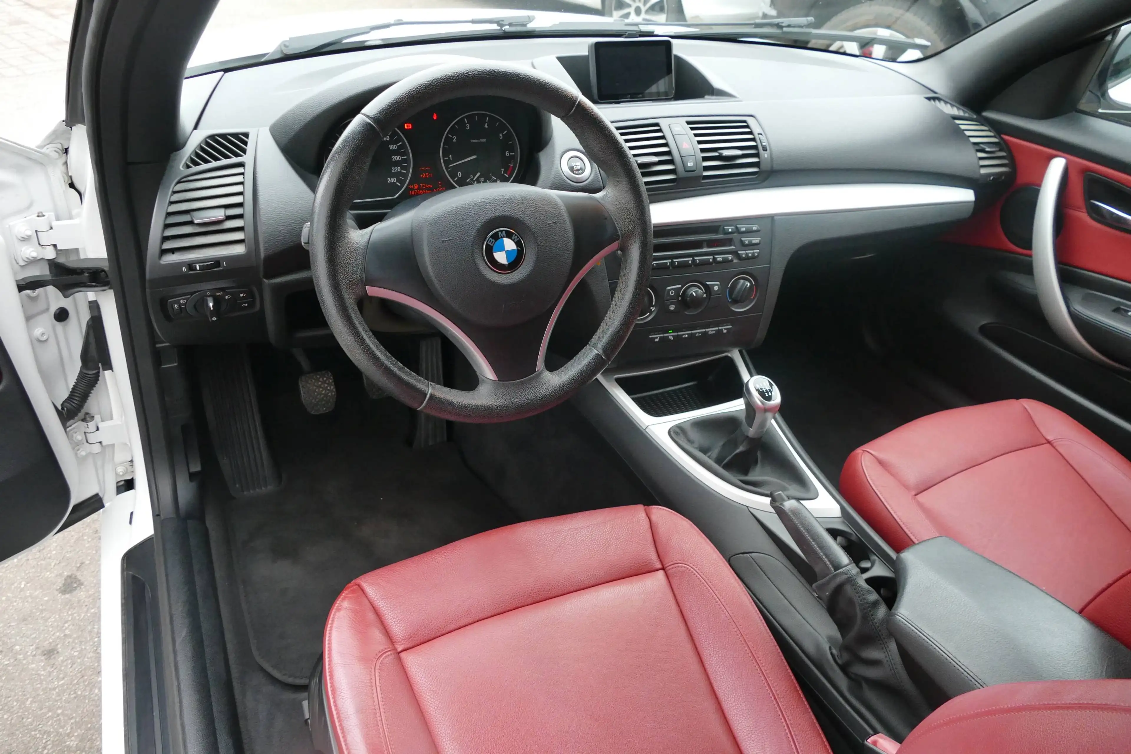 BMW 118 118i Cabrio Cabriolet Klima Leder Radio CD Sitzhei — photo 9