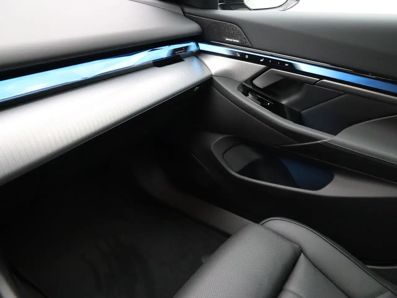 BMW i5 2026 — фото 15
