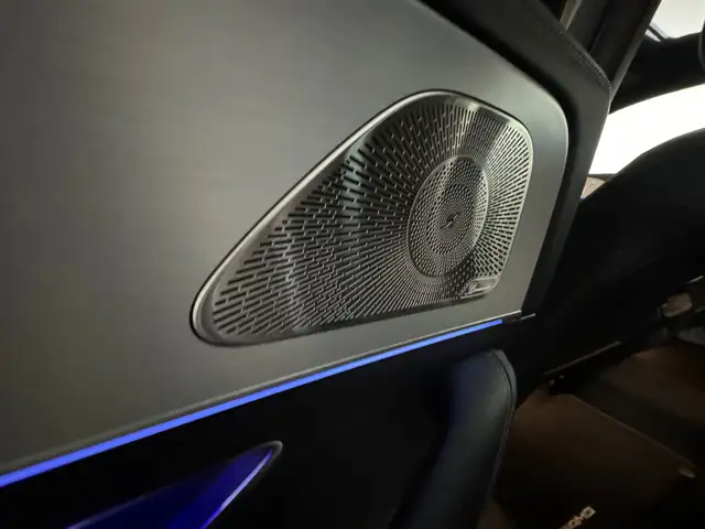 Mercedes-Benz Gle view 26