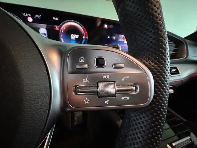Mercedes-Benz Gle view 14