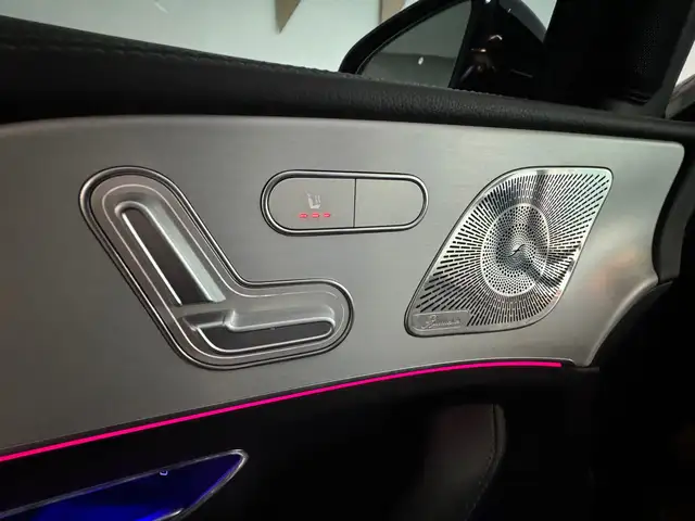Mercedes-Benz Gle view 16