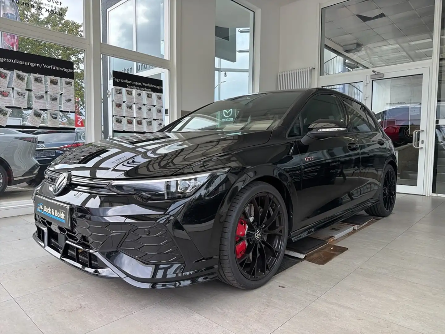 Volkswagen Golf GTI Clubsport*AKRA,PANO,DCC,H&K,360GRAD* - 1