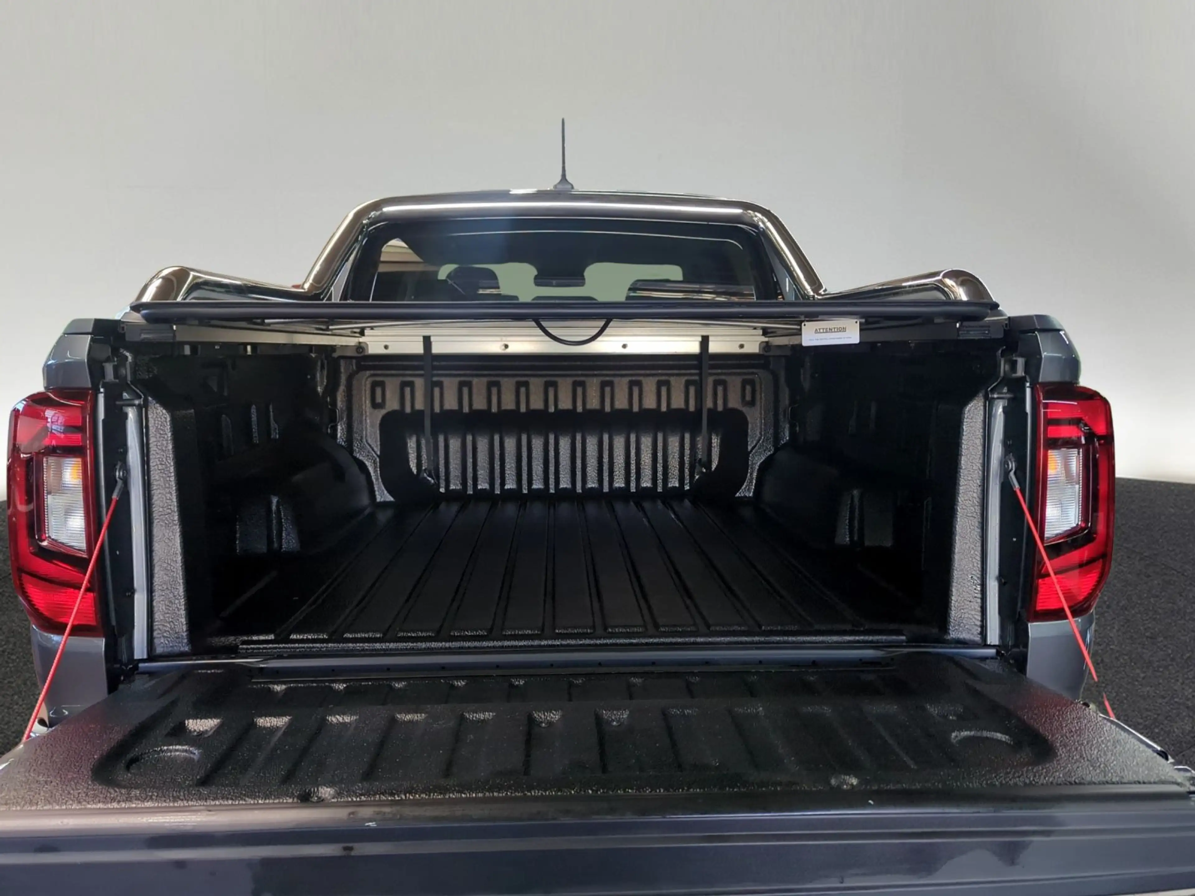 Volkswagen Amarok Style 3.0 TDI 4M AHK DIFF. MATRIX STANDHZ — photo 7