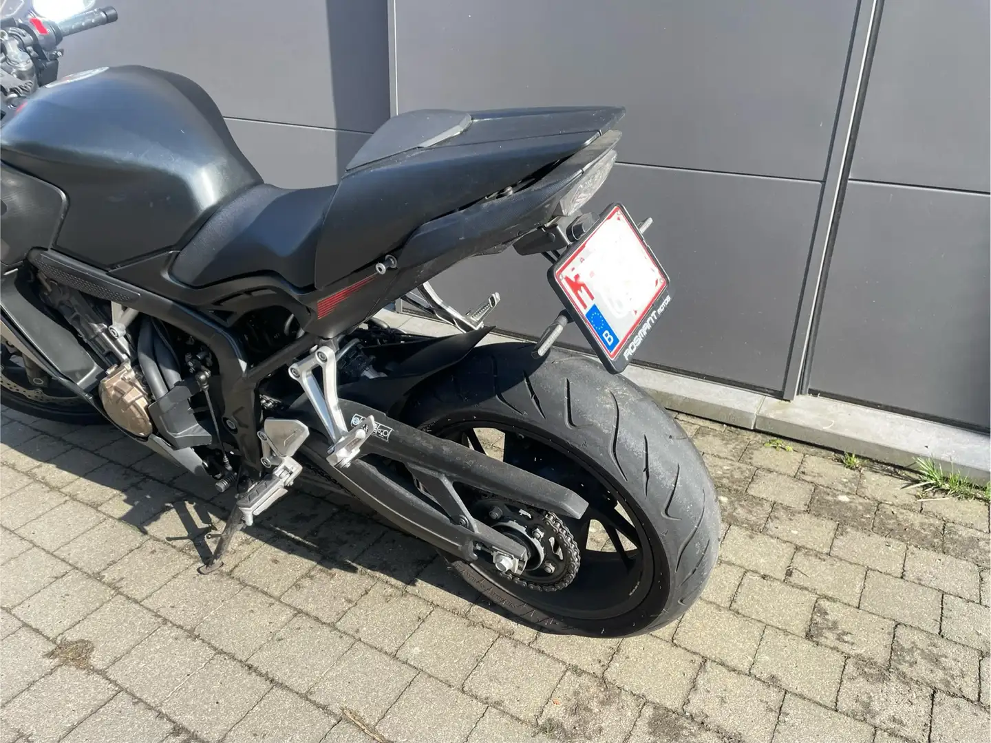 Honda CBR 650 Zwart - 2