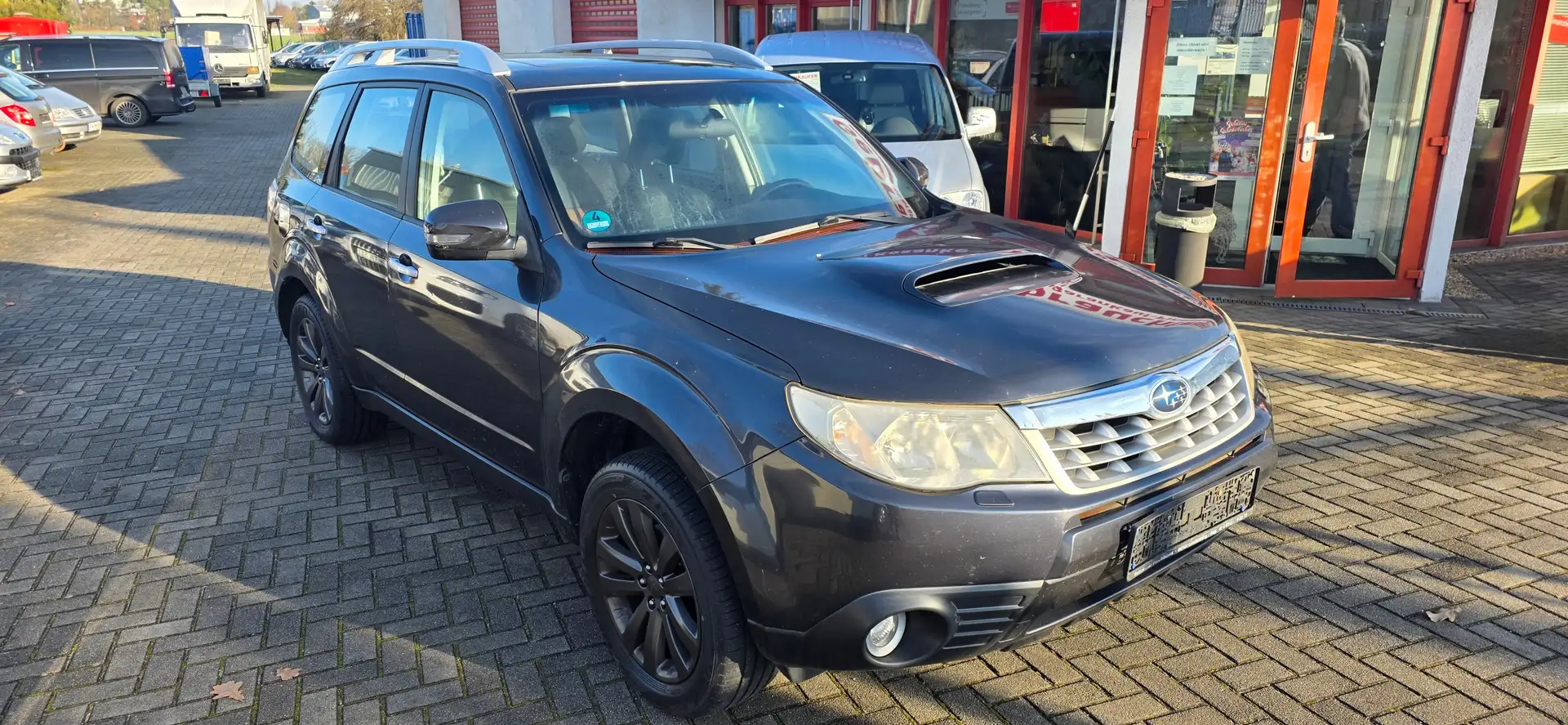 Subaru Forester Edition Grau - 1