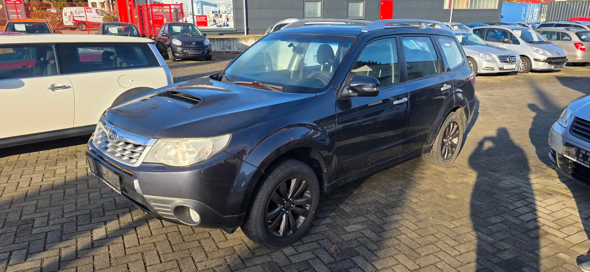 Subaru Forester Edition Grau - 2
