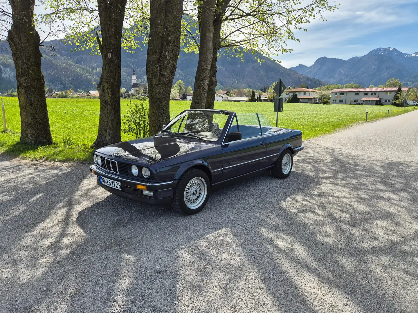 BMW 320 320i Cabrio Blau - 1