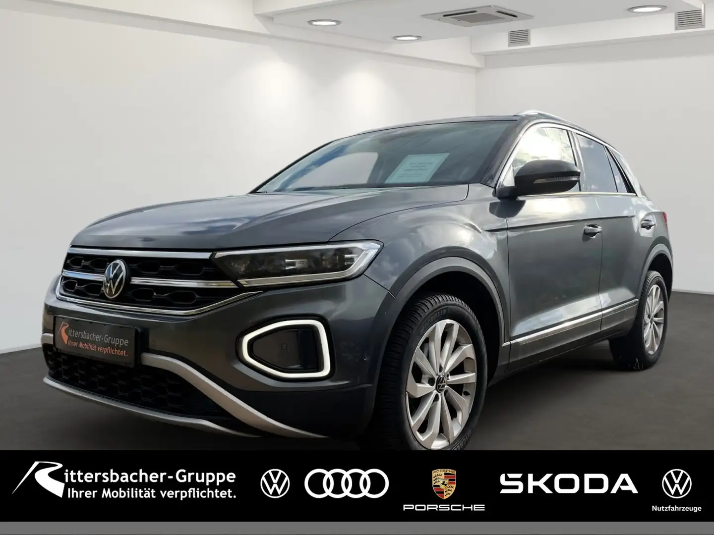 Volkswagen T-Roc 1.5 TSI Style DSG AHK Navi LEDPlus Gris - 1