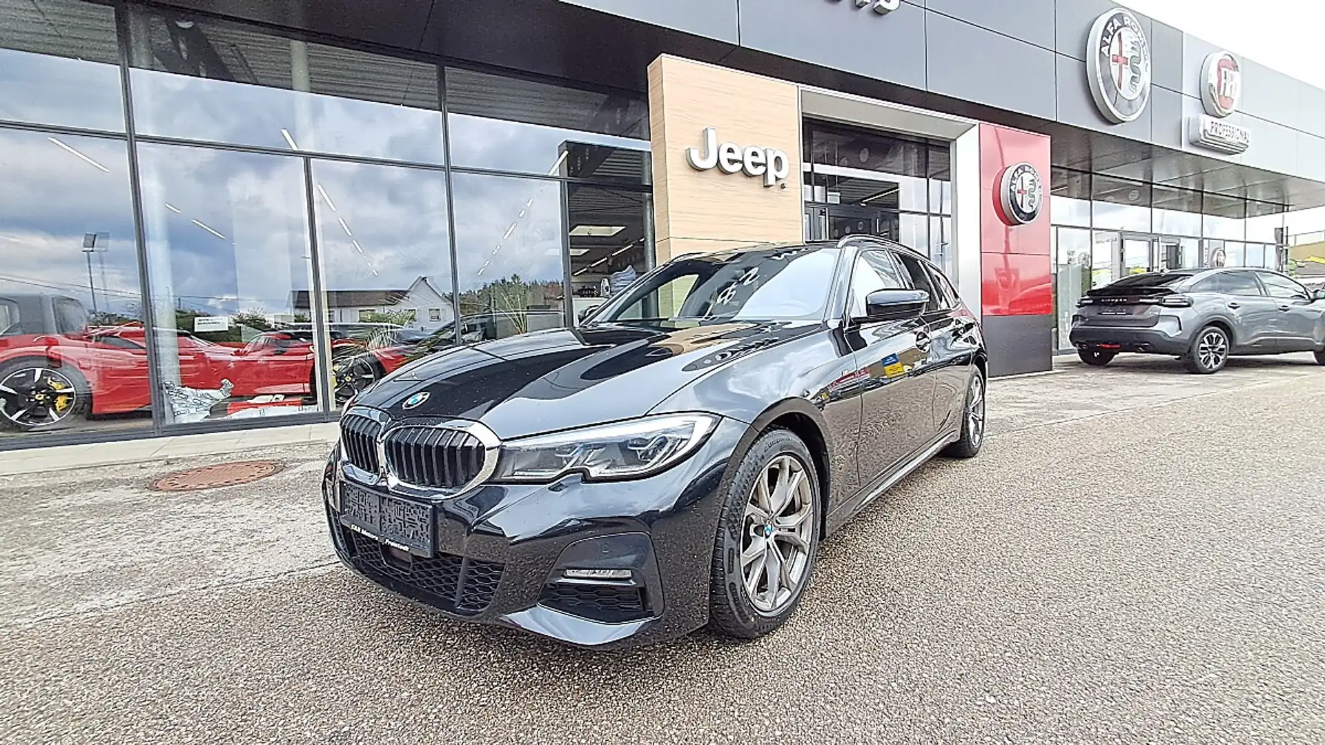 BMW 320 d xDrive Touring 48 V Mild-Hybrid-Technologie Aut. Schwarz - 1