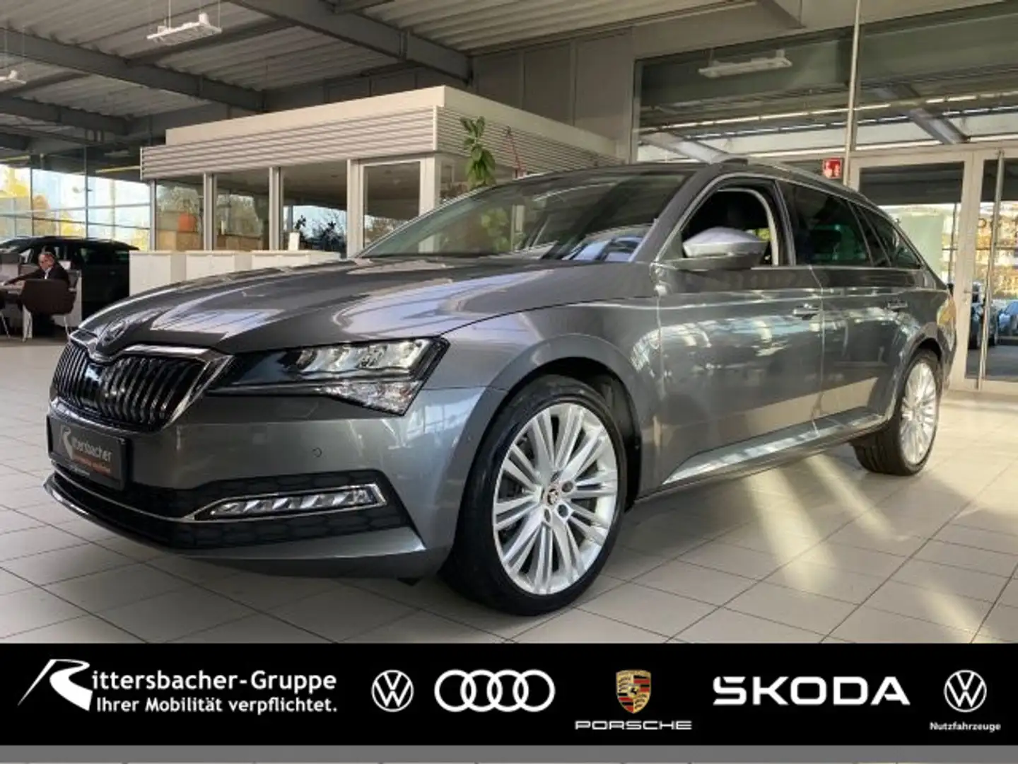 Skoda Superb Combi Style 2.0 TDI DSG Navi AHK Standhzg Grau - 1