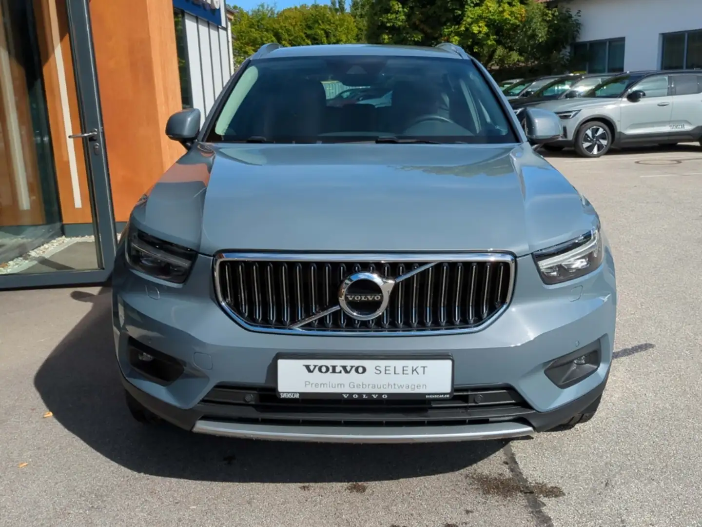 Volvo XC40 Inscription AWD B4 EU6d AHK Navi Leder Digitales C Gris - 2
