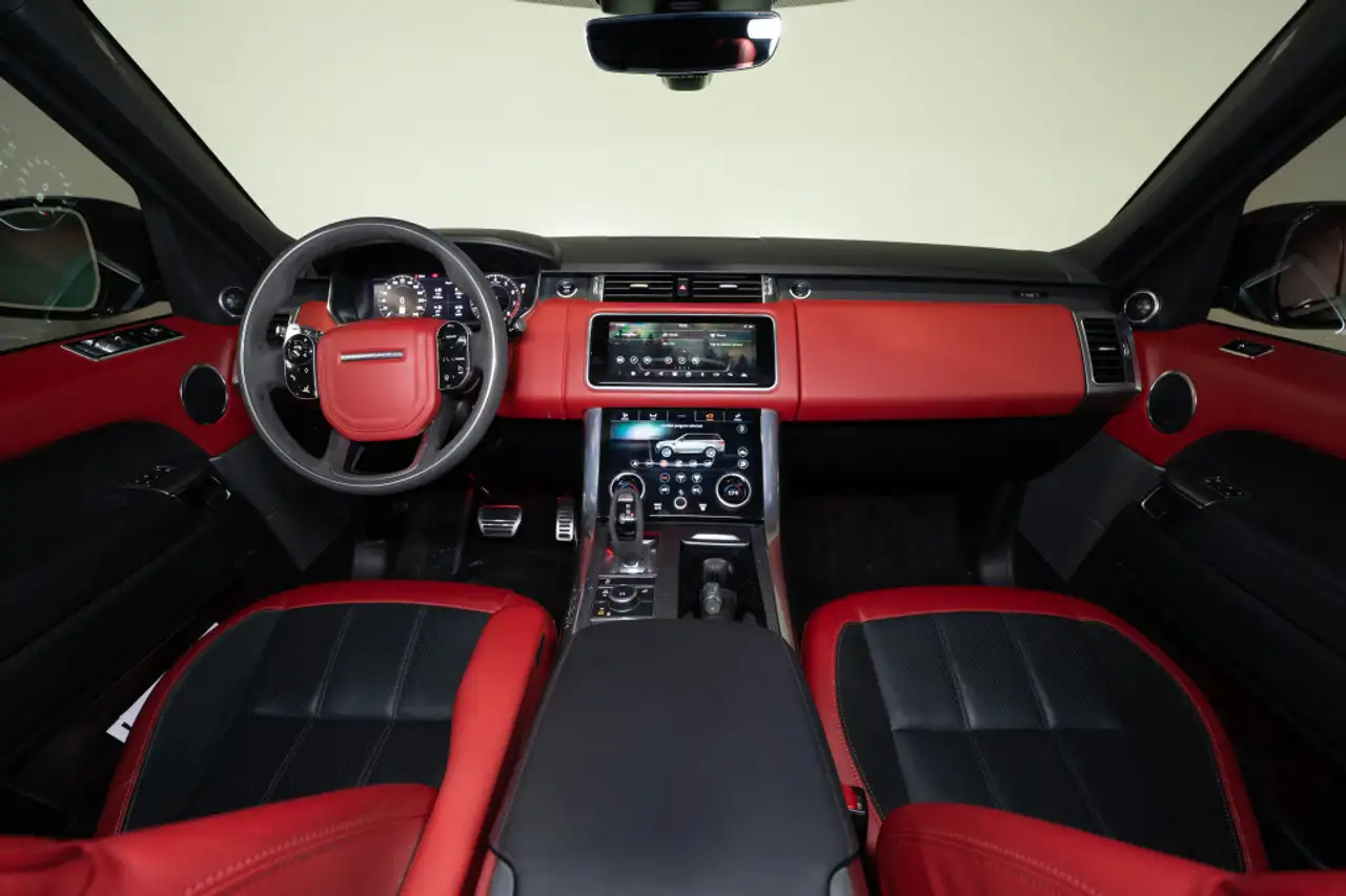 Land Rover Range Rover Sport снимка Land Rover Range Rover Sport