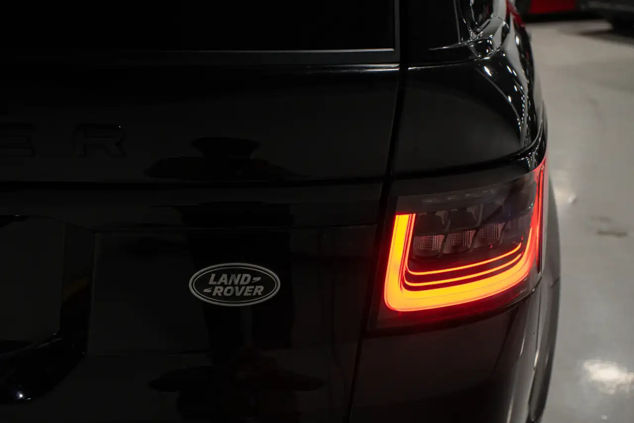 Land Rover Range Rover Sport снимка Land Rover Range Rover Sport
