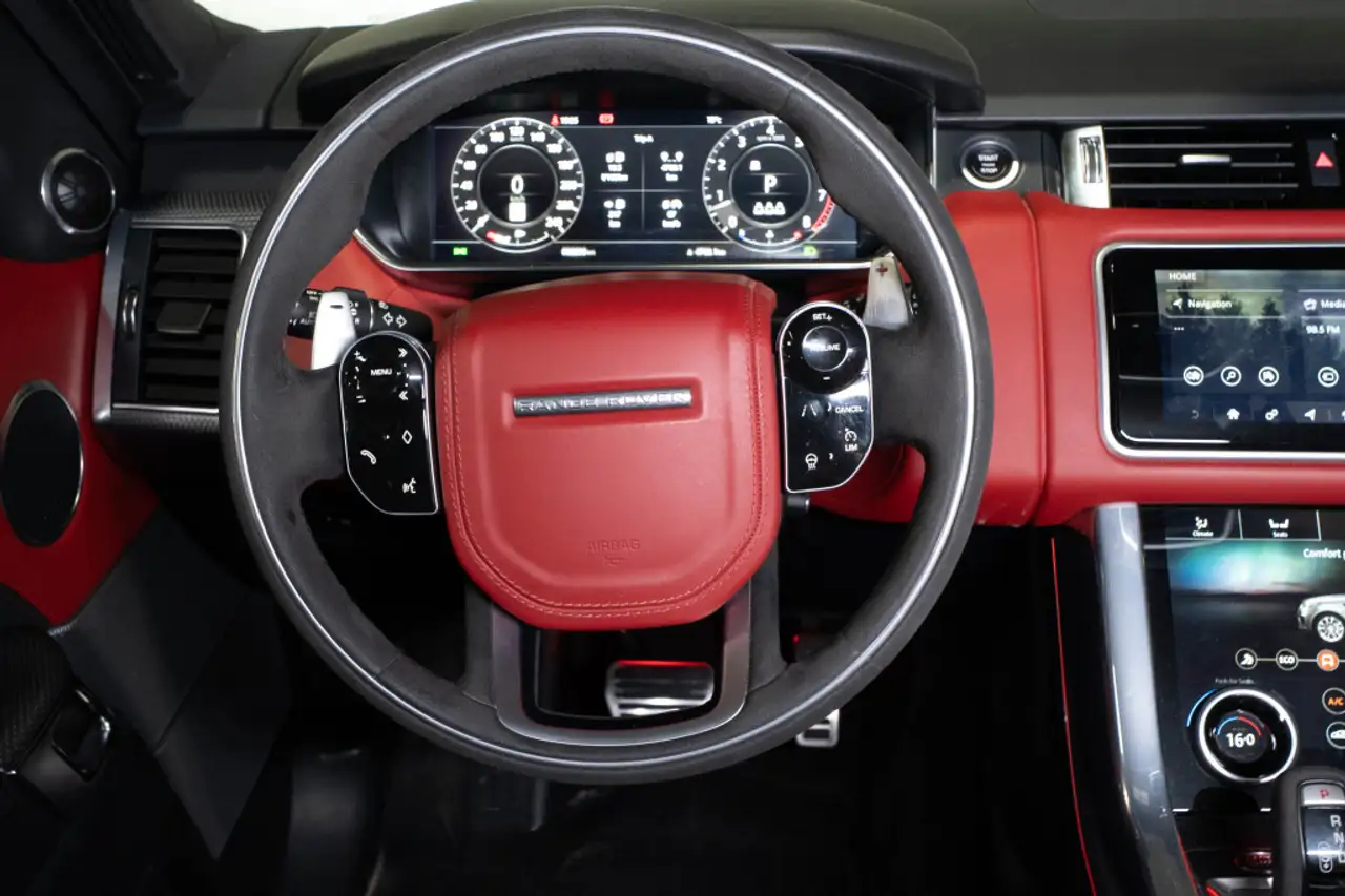 Land Rover Range Rover Sport снимка Land Rover Range Rover Sport