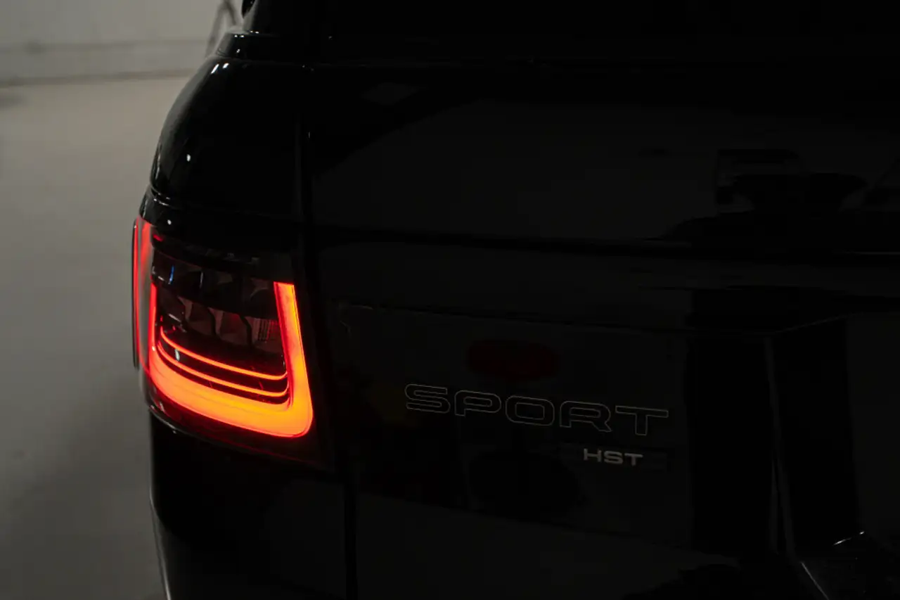Land Rover Range Rover Sport снимка Land Rover Range Rover Sport