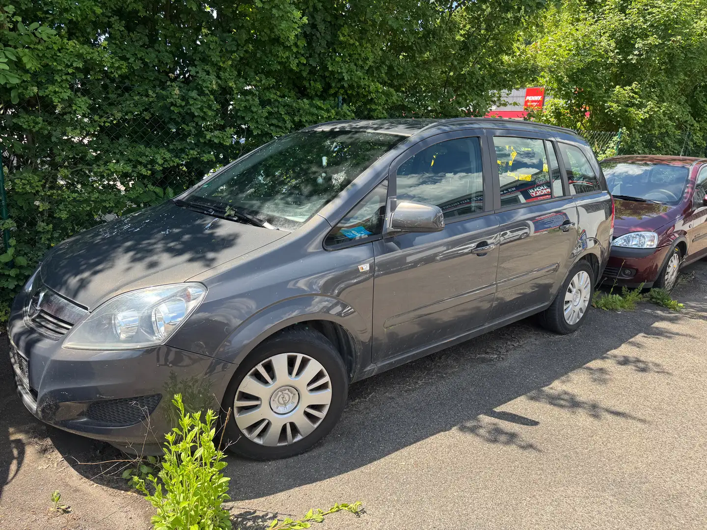 Opel Zafira Family Gris - 1