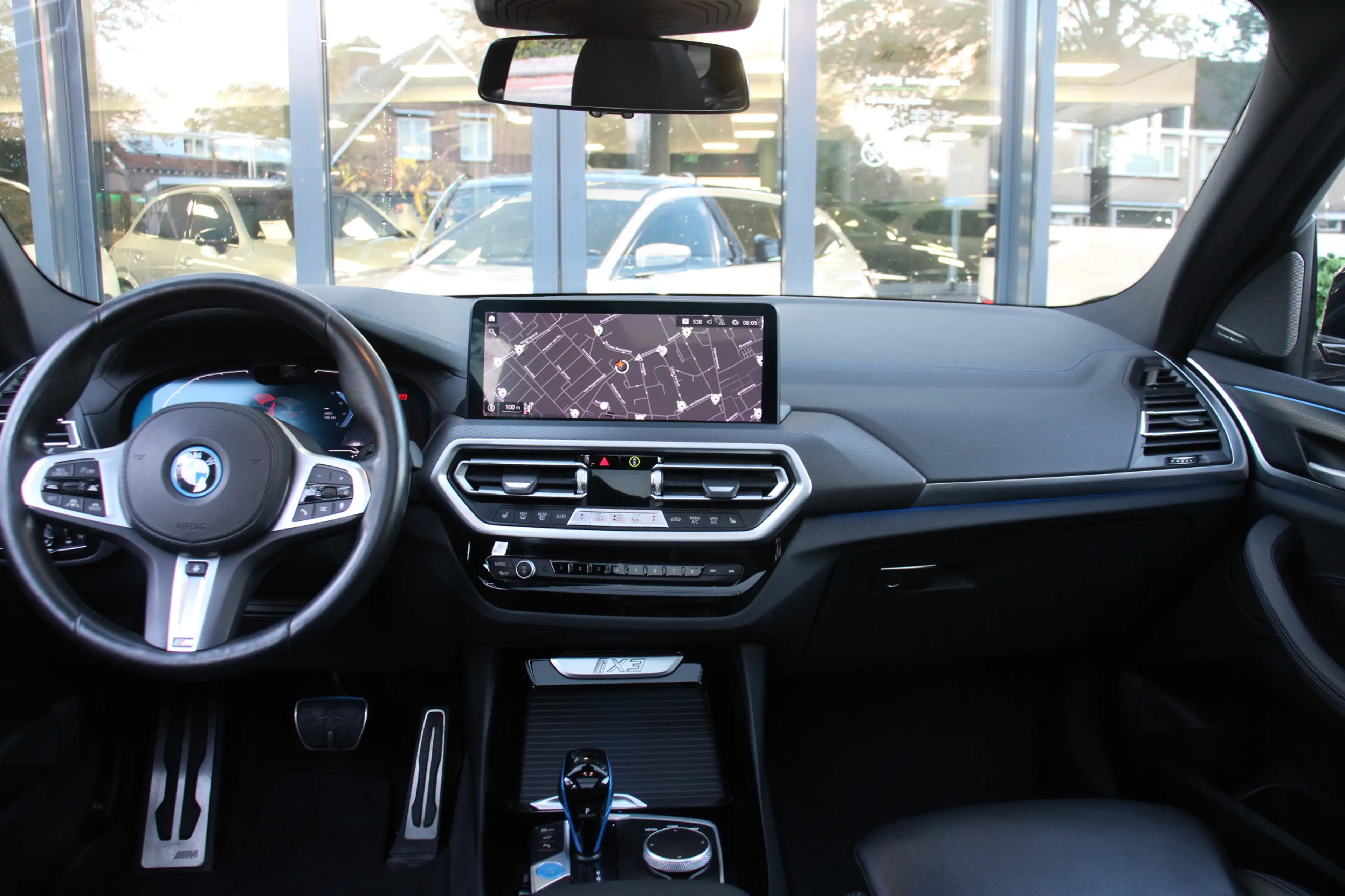 BMW iX3 High Executive 80 kWh Shadowline/360 Camera/Keyles — photo 2