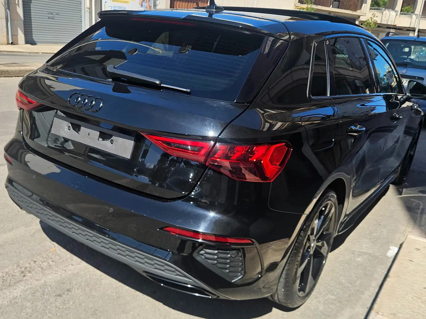 Audi A3 SPORTBACK 2.0 TDI  S LINE 110 CV Nero - 2