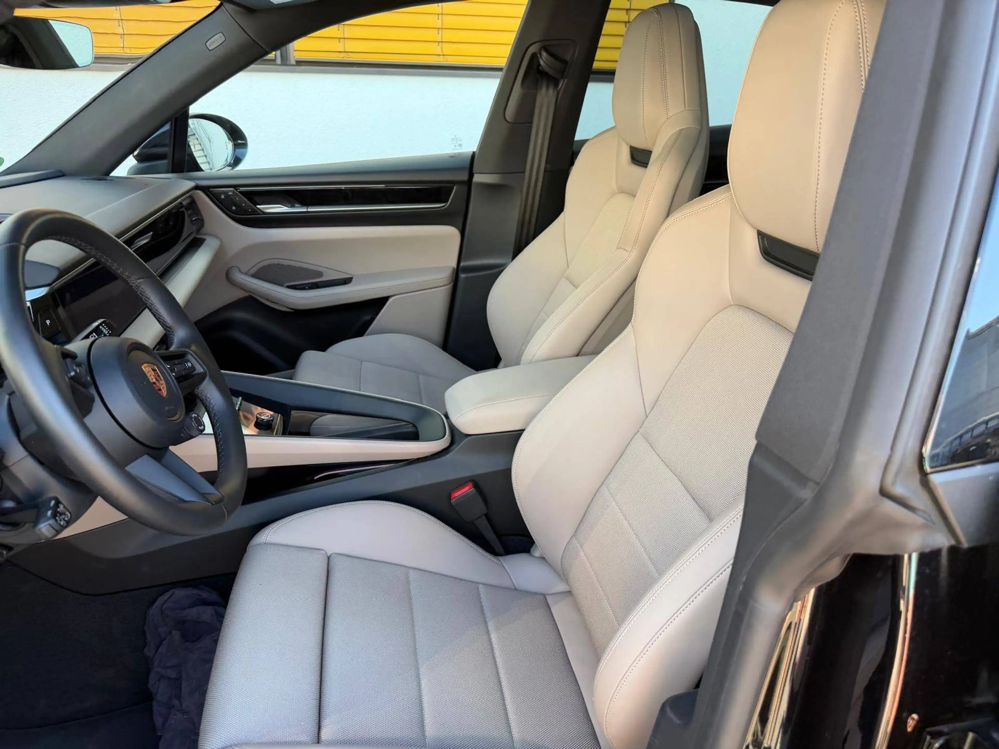 Porsche Macan Macan — photo 5