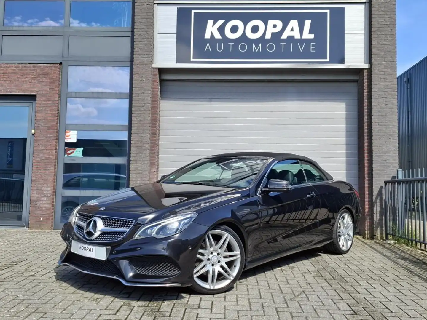 Mercedes-Benz E 200 Cabrio | AMG-Line | LED | NAP | Volledig Onderhoud Schwarz - 2