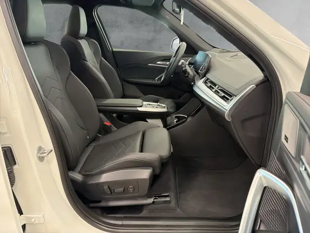 BMW X1 view 11