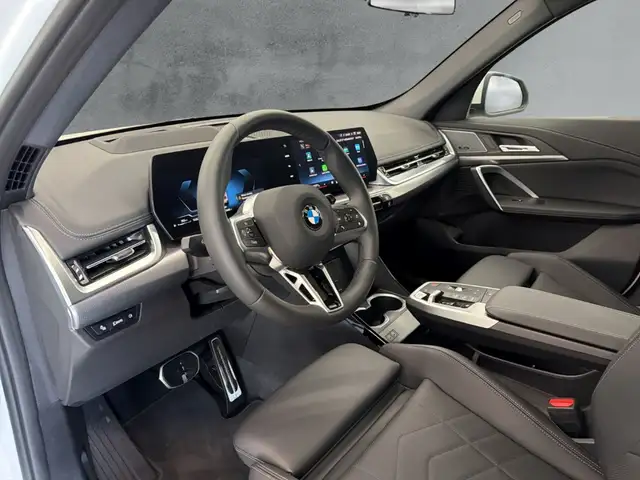 BMW X1 view 9