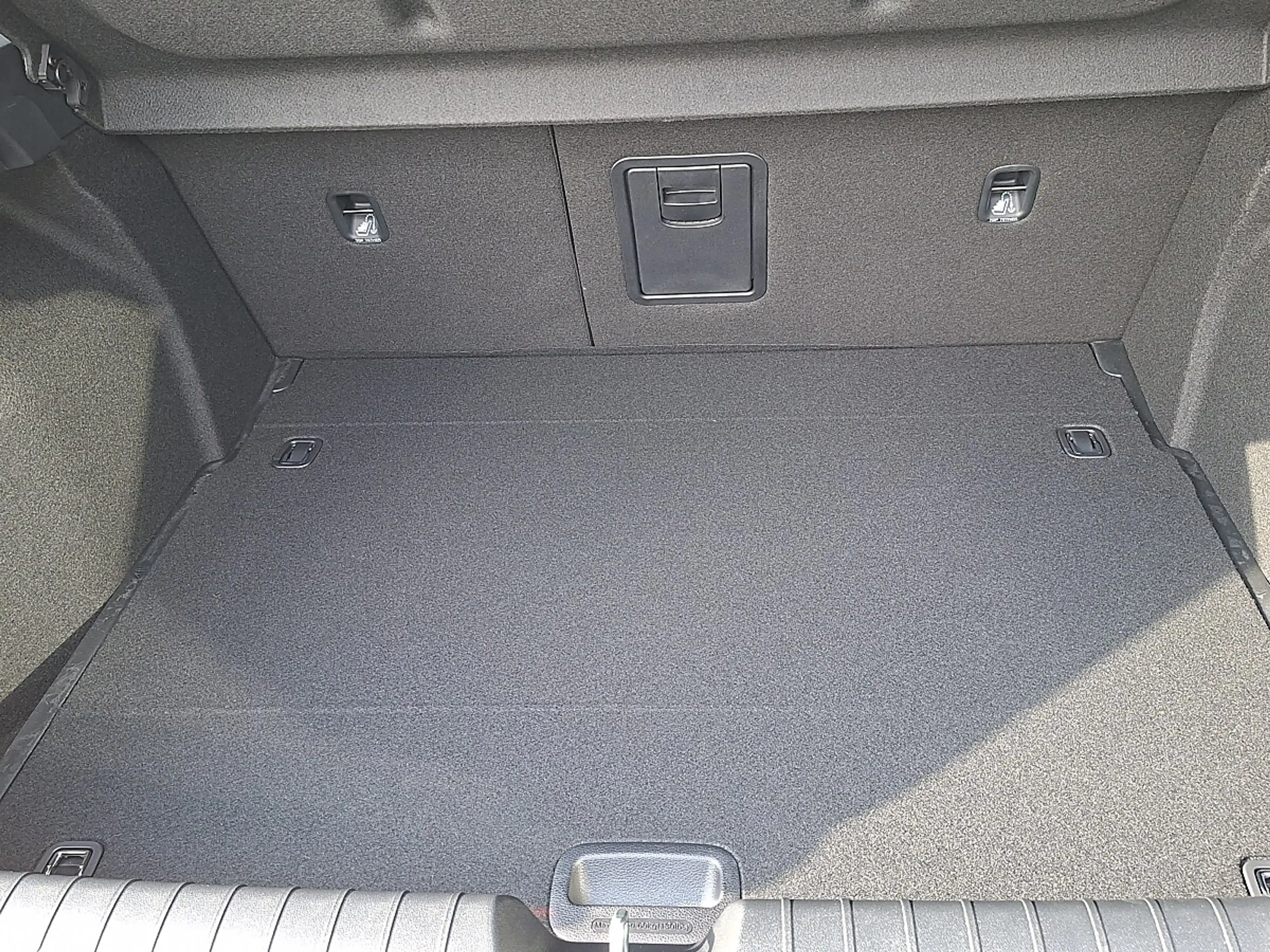 Kia K4 Silber Ausstattung 1,0 MHD — photo 15
