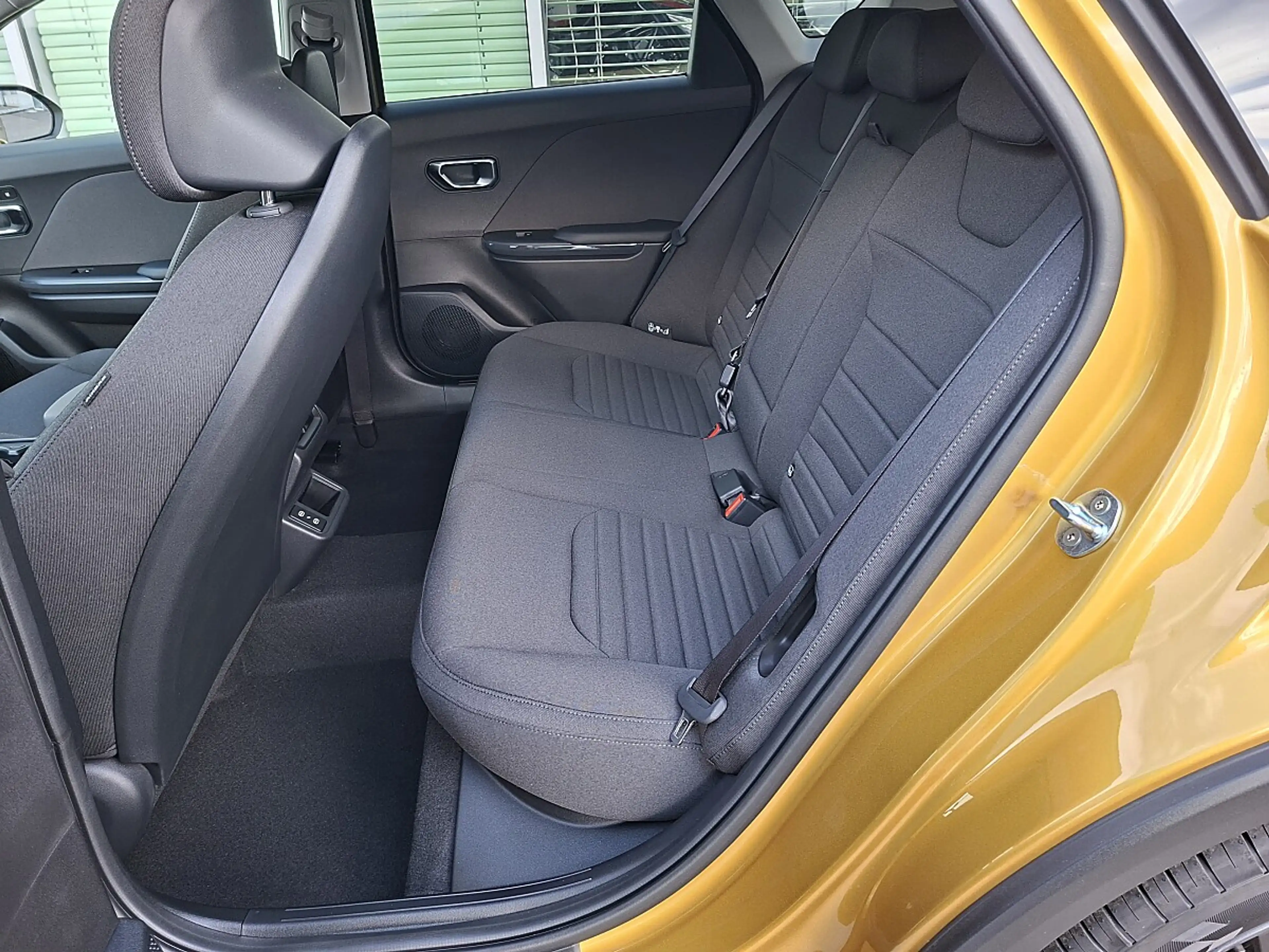 Kia K4 Silber Ausstattung 1,0 MHD — photo 6