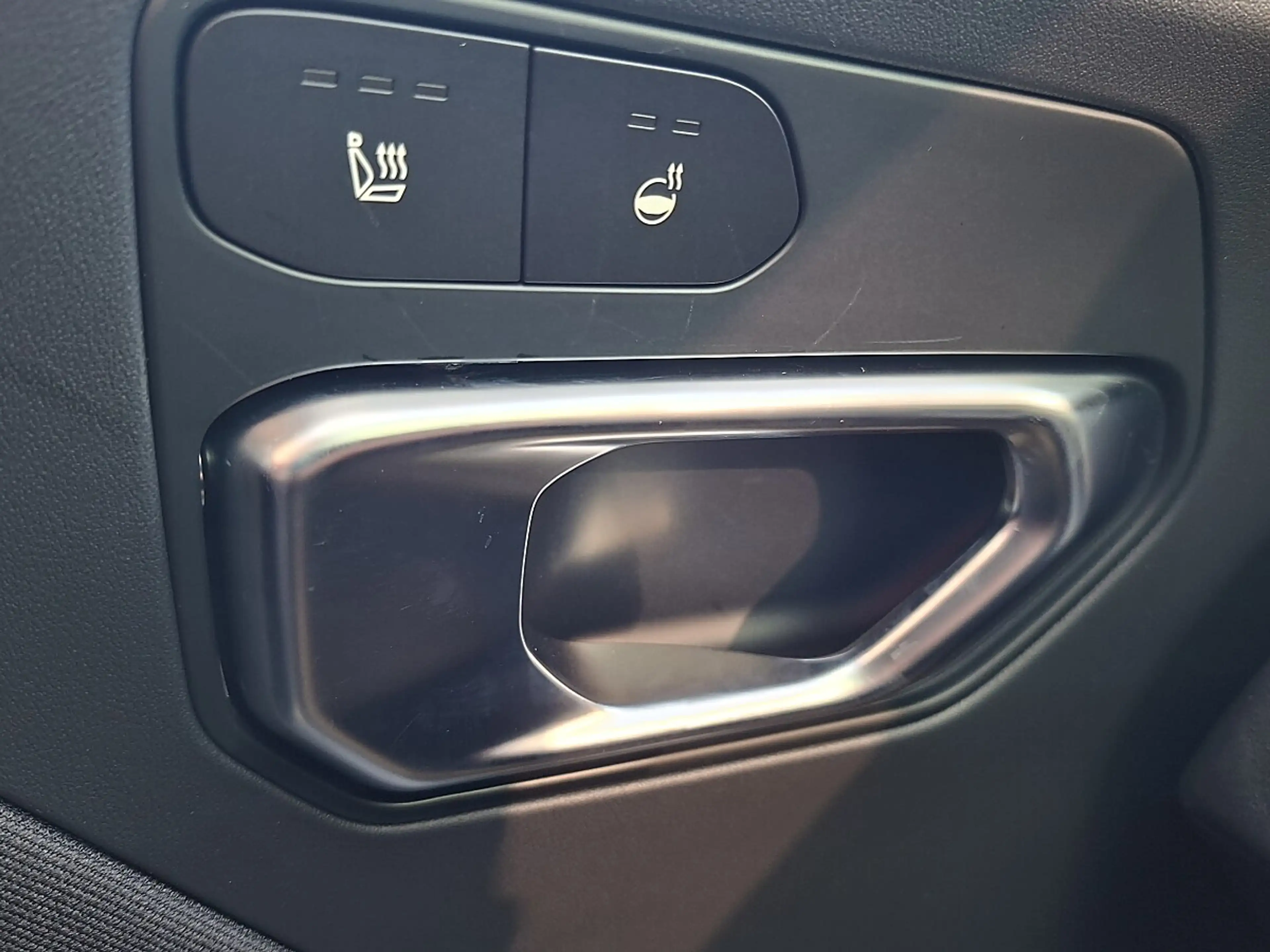 Kia K4 Silber Ausstattung 1,0 MHD — photo 9