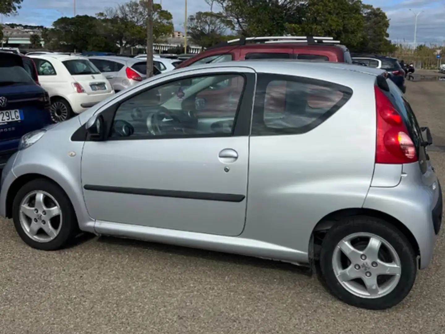 Peugeot 107 107 3p Plaisir Argento - 1