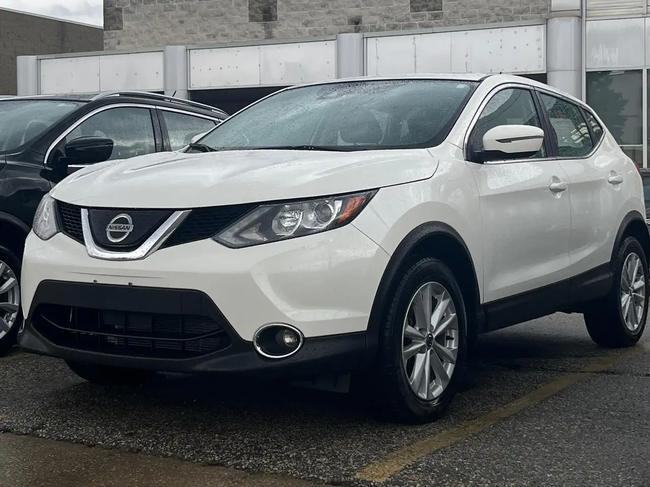 Nissan Qashqai снимка Nissan Qashqai