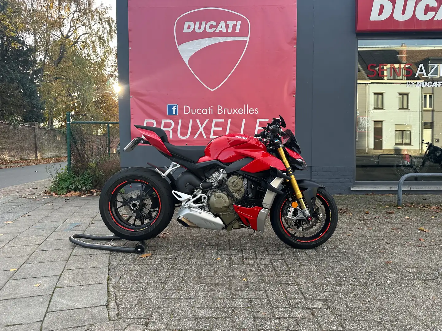 Ducati Streetfighter V4 S | "Dépôt Vente" Piros - 2