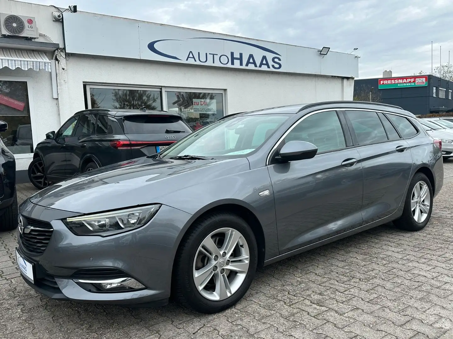 Opel Insignia 2.0 CDTi ST Edition*AHK*NAVI Pro* Grau - 1