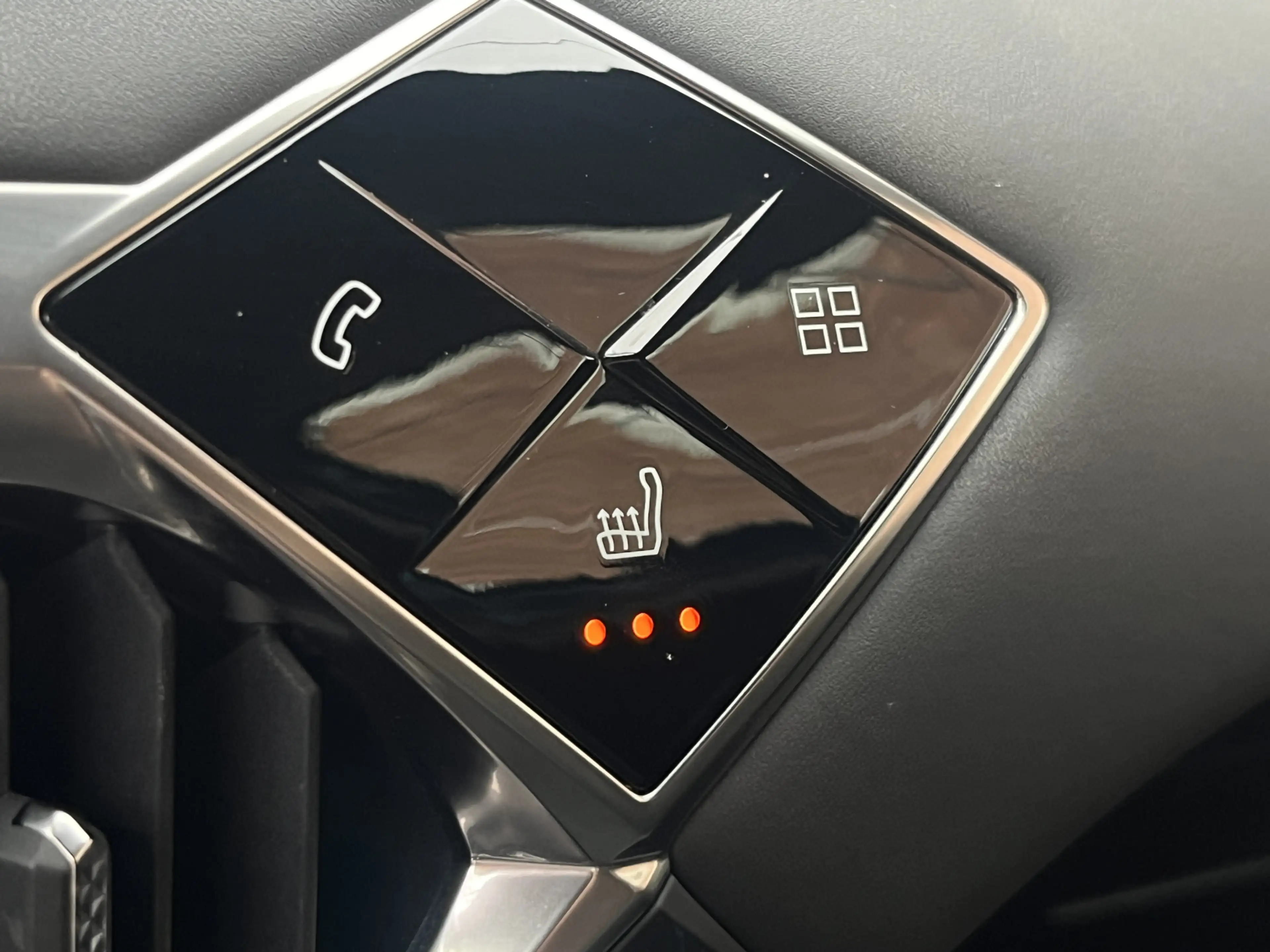 DS Automobiles DS 3 Crossback PureTech 130 Grand Chic | Stoelverwarming | Leder — photo 15