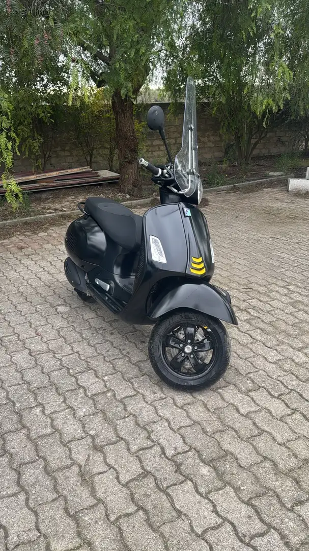 Vespa GTS Super Sport 300 - 2