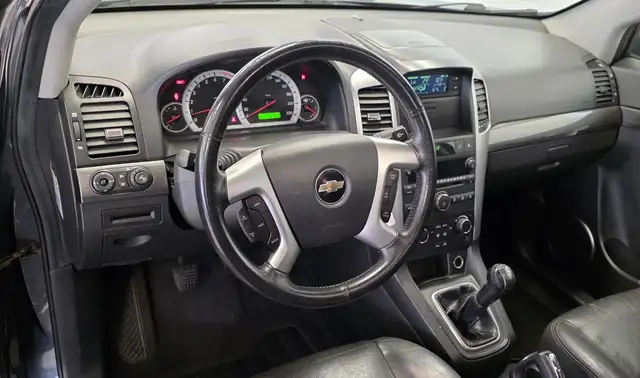 Chevrolet Captiva view 9
