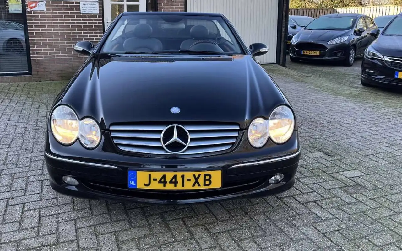 Mercedes-Benz CLK 200