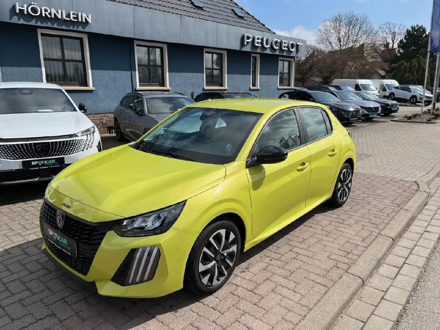 Peugeot 208 208 Active +Navi+PDC+SHZ+LED Jaune - 1
