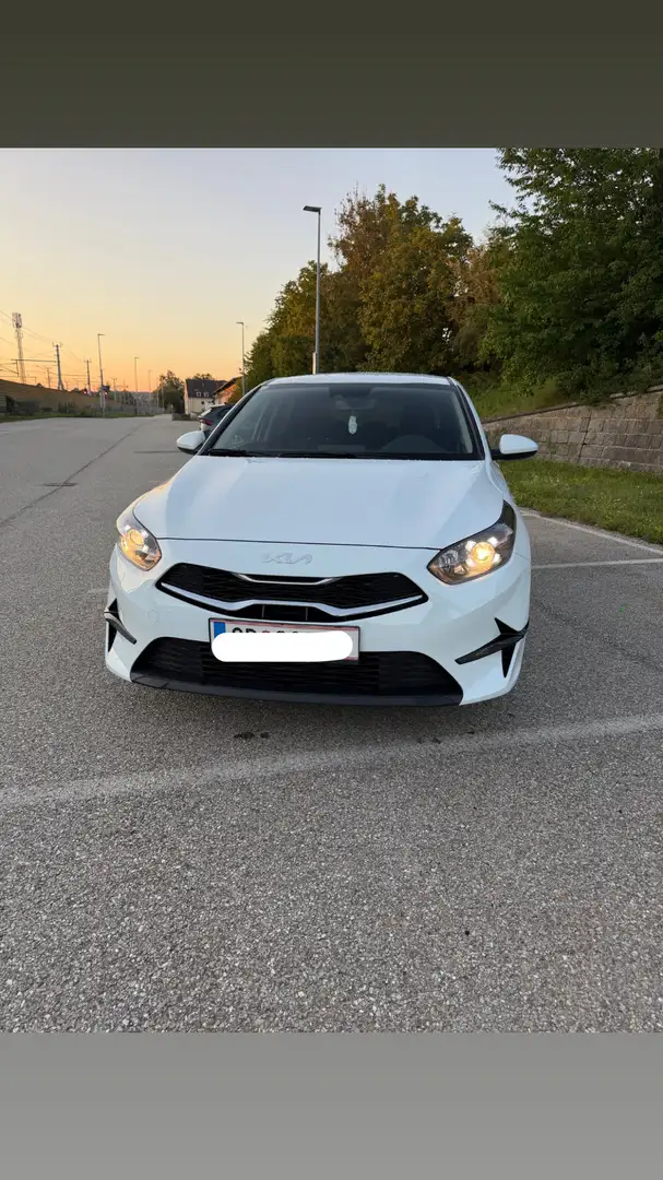 Kia Ceed / cee'd 1,0 TGDI ISG Silber - 1