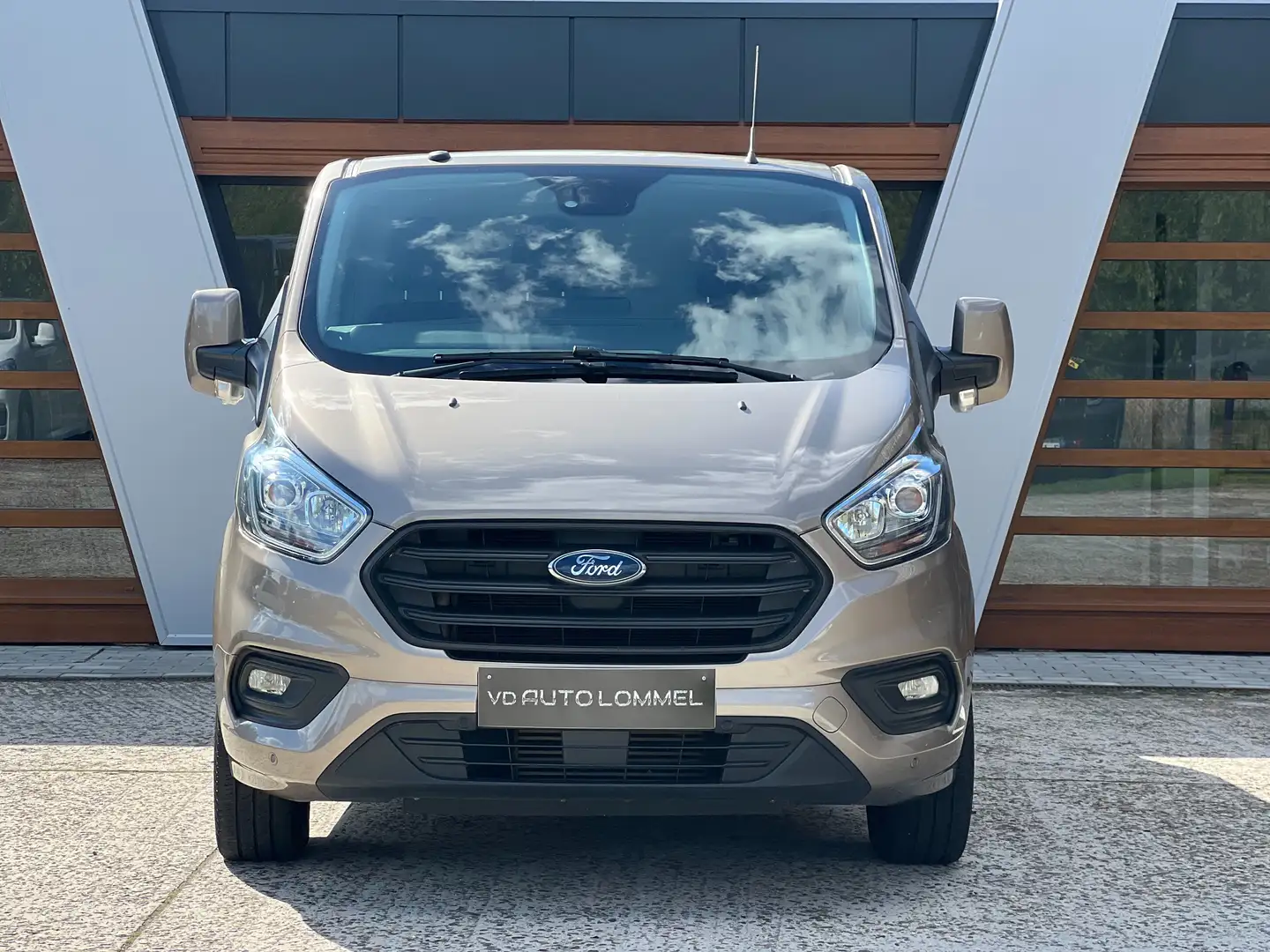 Ford Transit Custom 2.0D - AUTOMAAT - L2 - CAMERA - BTW Gris - 2