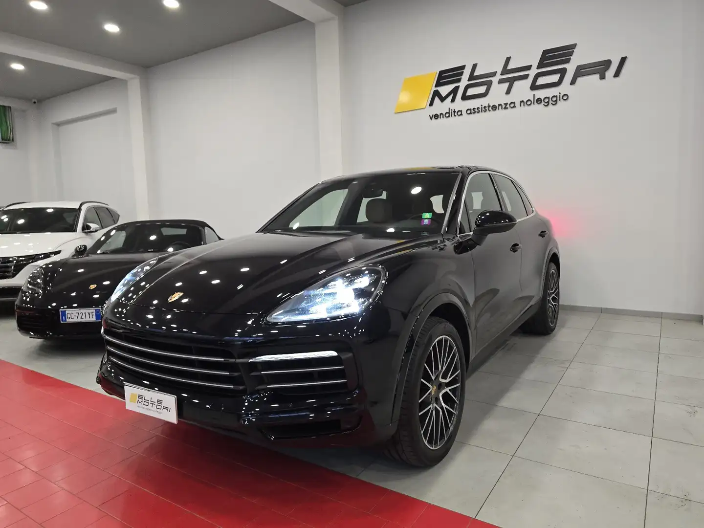 Porsche Cayenne Cayenne III 2018 2.9 S tiptronic Nero - 2