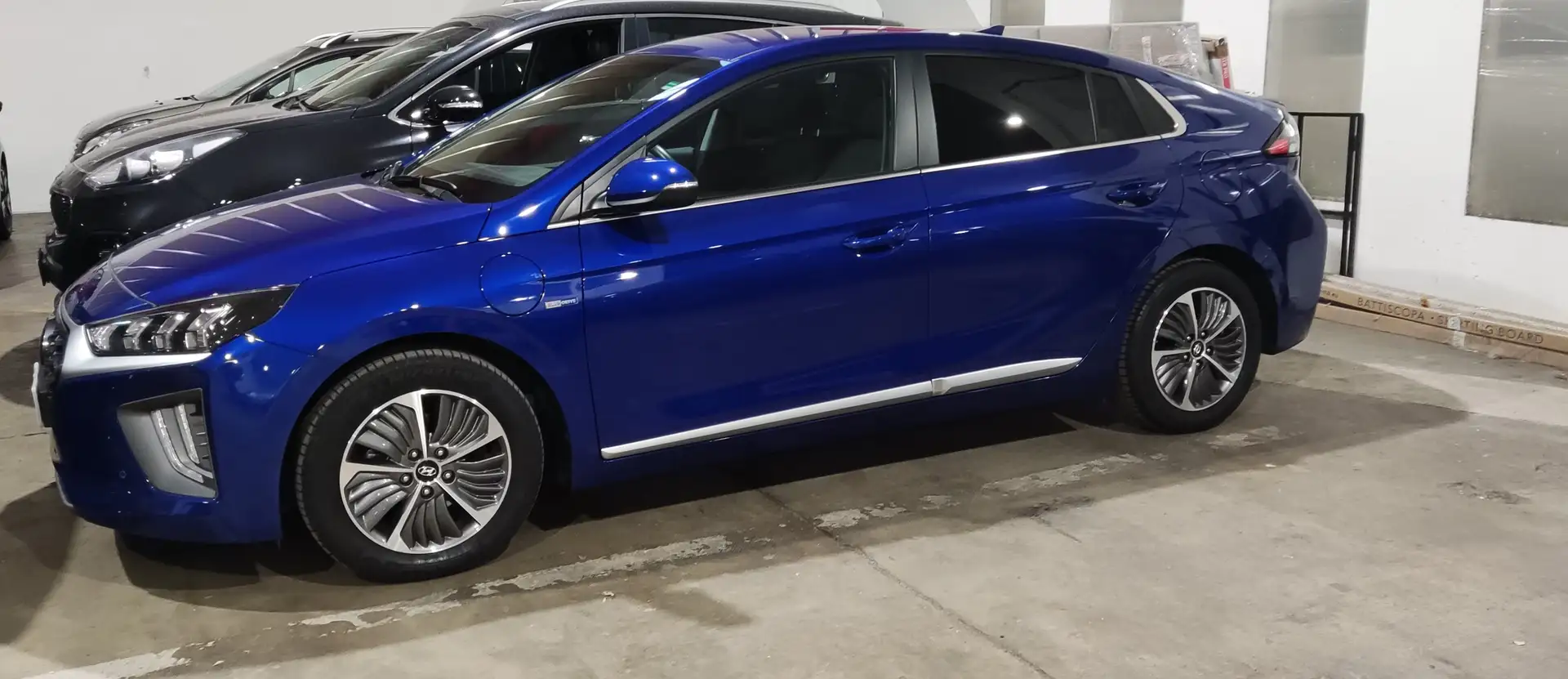 Hyundai IONIQ Ioniq 1.6 phev Prime 6dct Modrá - 1