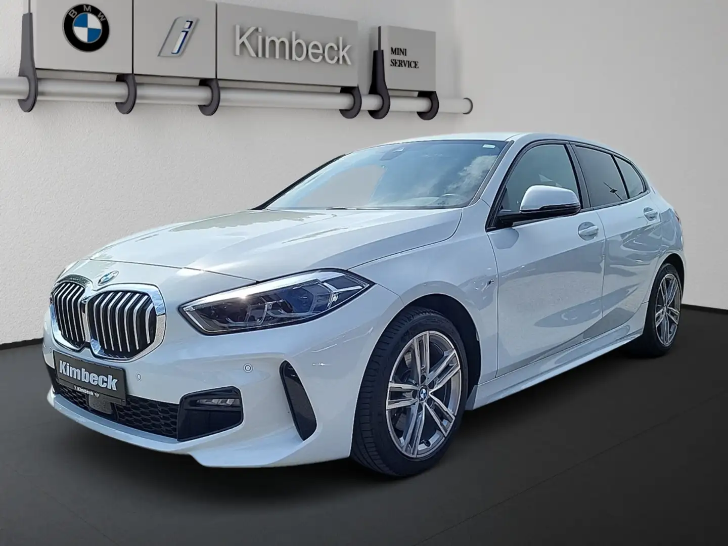 BMW 118 i Limousine M SPORT LED ActiveGuard Navi PDC Blanco - 1