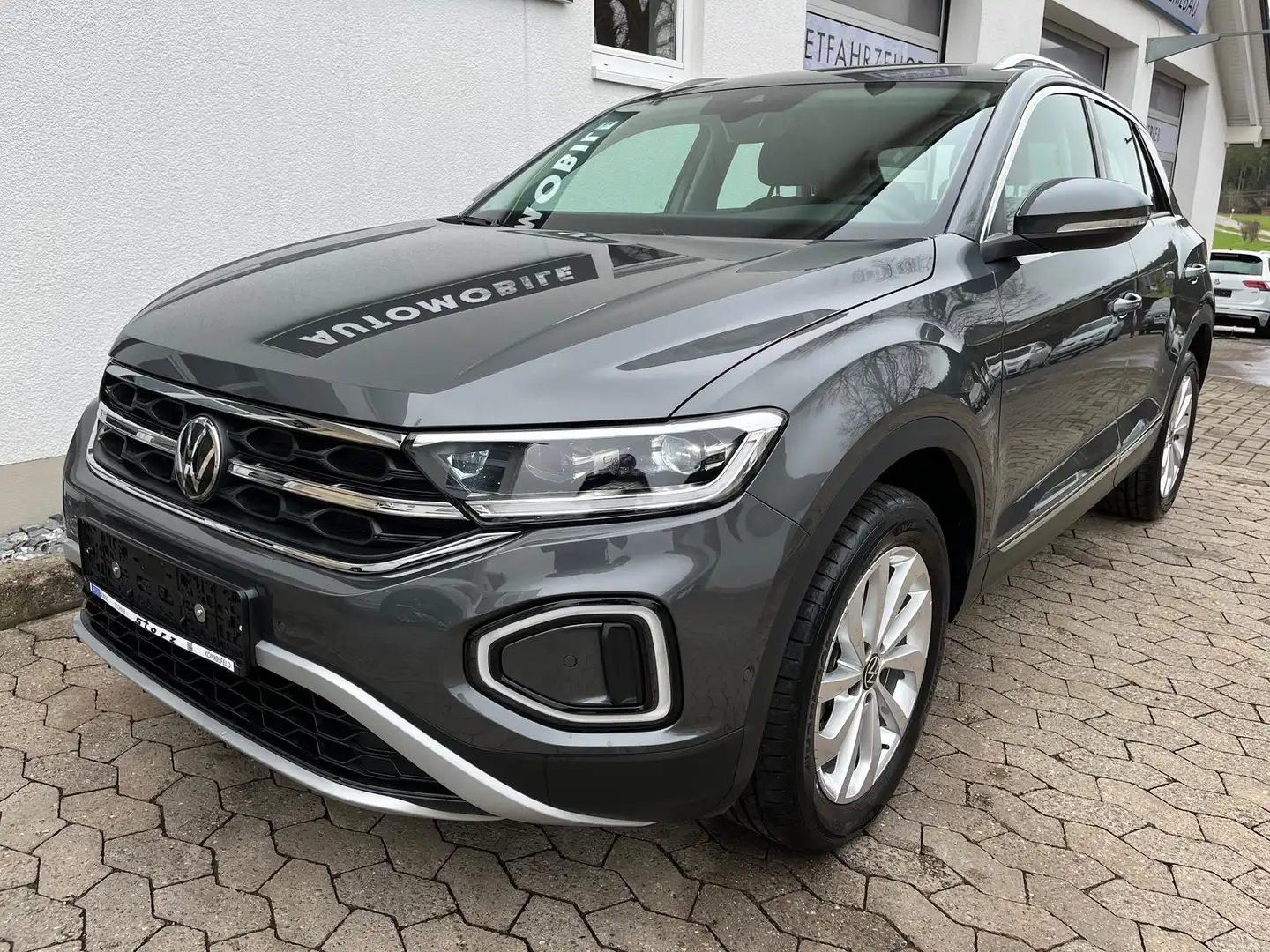Volkswagen T-Roc STYLE 1.5 TSI DSG LED KAMERA ACC VIRT. COC Grau - 2