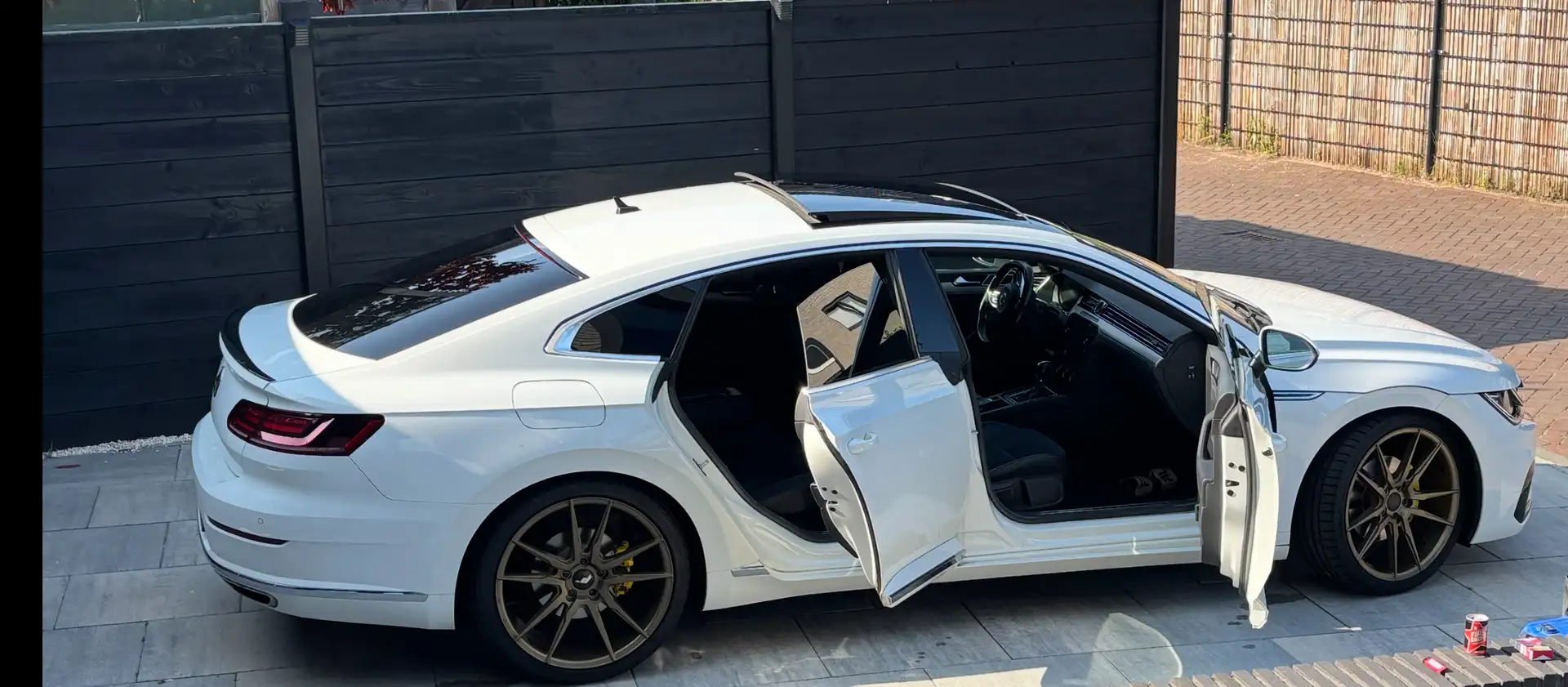 Volkswagen Arteon 1.5 TSI Business 3xR Line,  20 inch, PANO, LED, !! Wit - 2