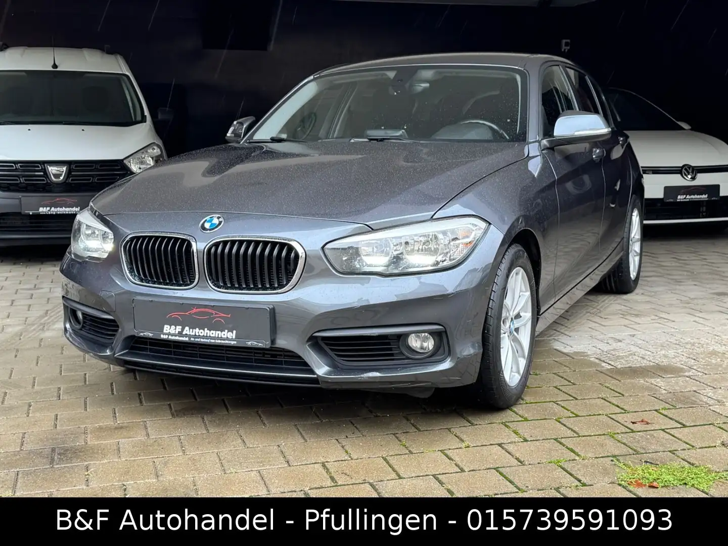 BMW 118 d Advantage Facelift | Autm. | SHZ|Temp.|AHK Grau - 1
